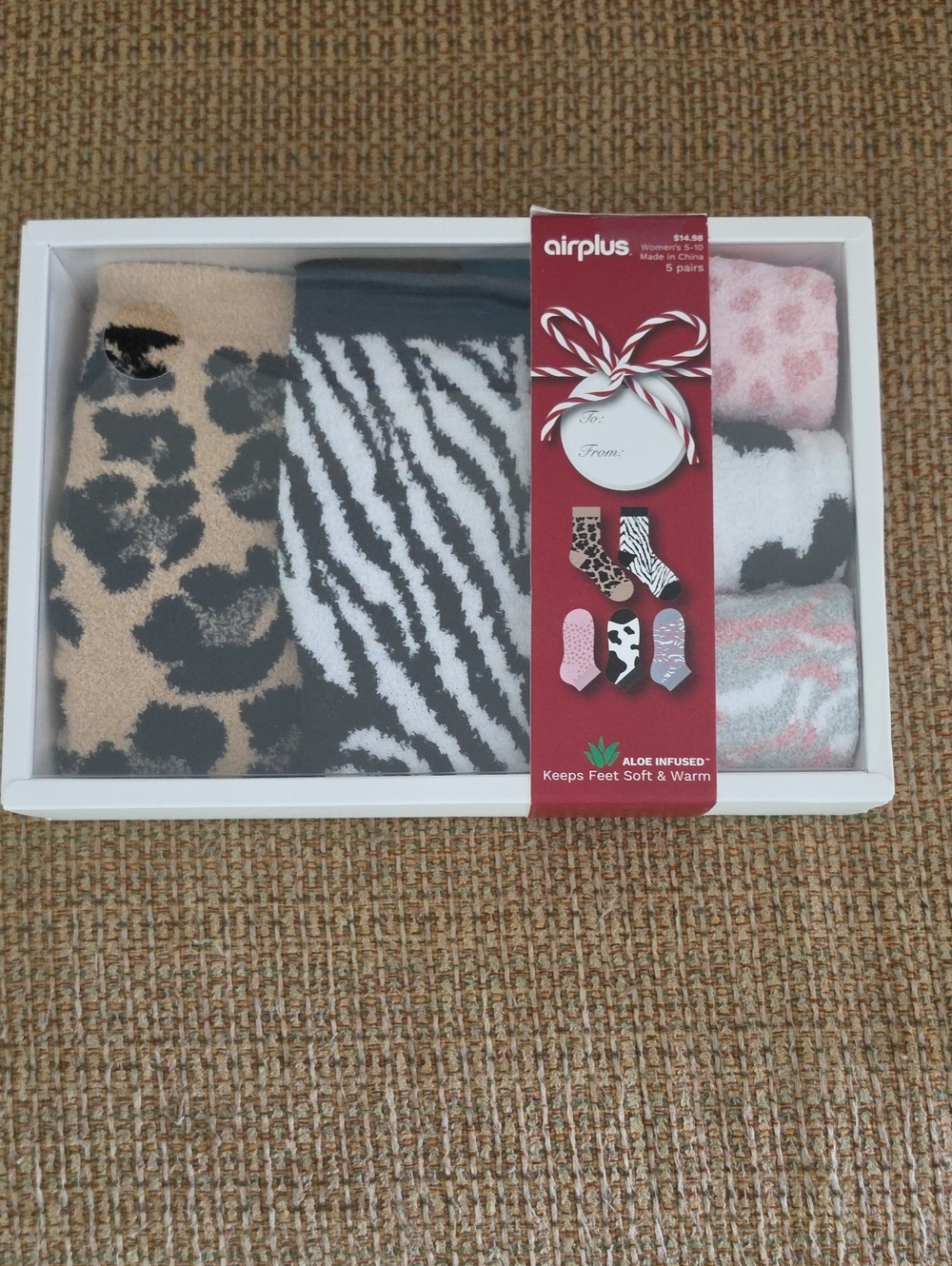 NWT-airplus Cozy Fuzzy Sock Gift Set - Pink, Black, White, Tan
